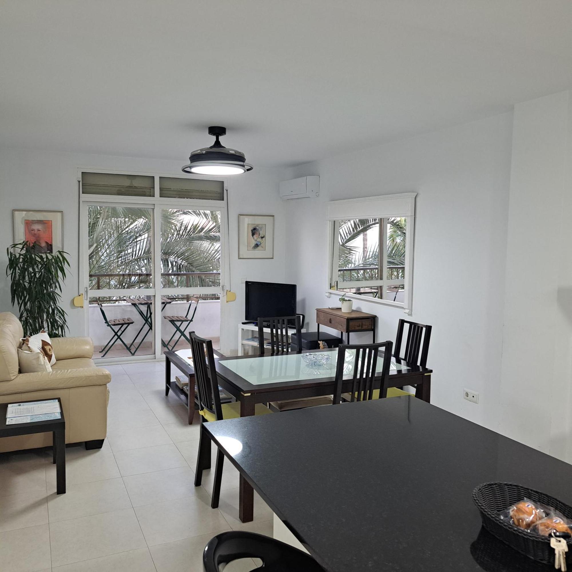 Apartamento Frente A La Playa Piso 3 إِستيبونا المظهر الخارجي الصورة